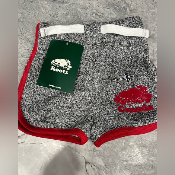 Baby roots short 3-6 months size small NWT - Picture 6 of 7